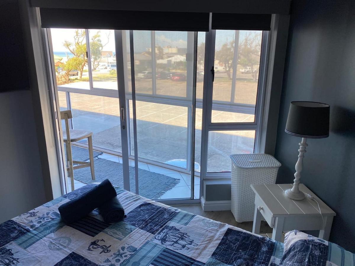 Modern Apartment Walking Distance To Main Beach Restaurants And Other Amenities Jeffreys Bay Exterior photo